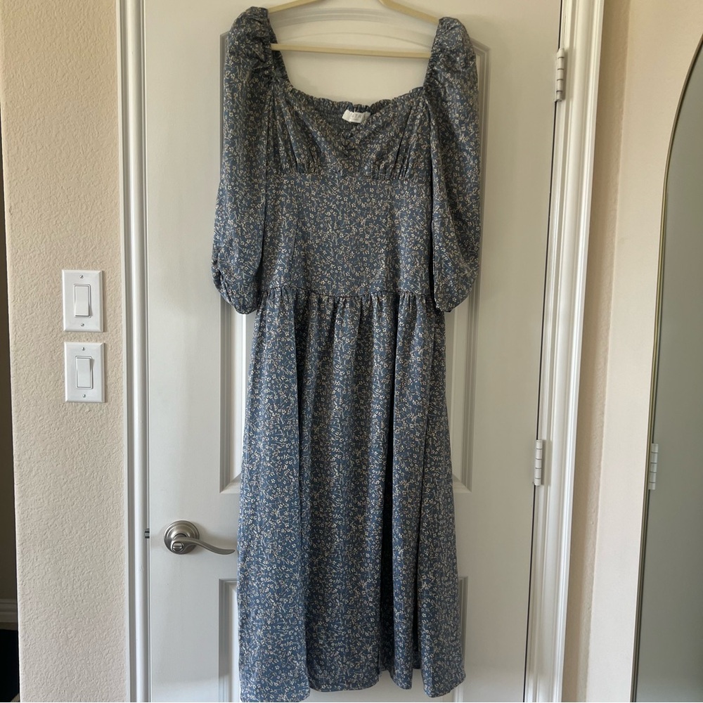 Astr Gray Ruched Empire Sundress with Puff Sleeves